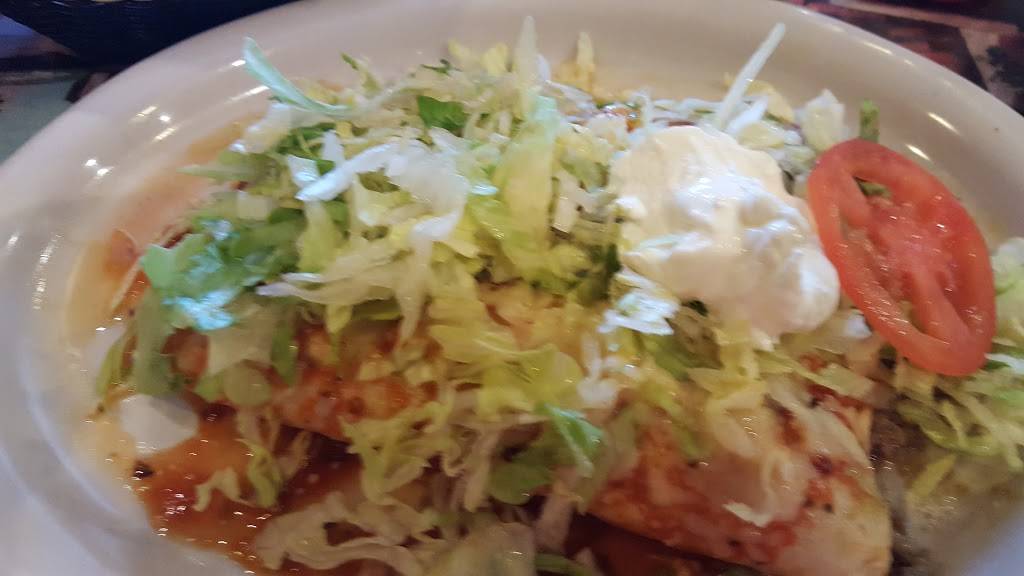 El Coral | restaurant | 3984 Goodman Rd, Horn Lake, MS 38637, USA | 6625108263 OR +1 662-510-8263