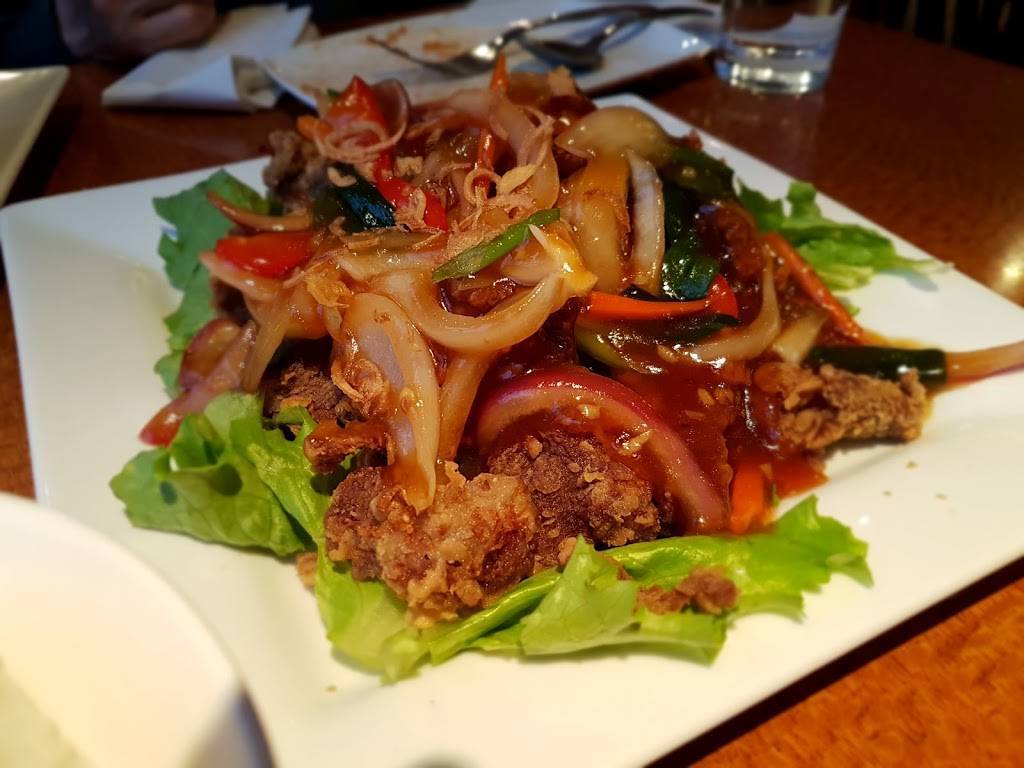 Thai Chef Cuisine | restaurant | 233 Roncesvalles Ave, Toronto, ON M6R 2L6, Canada | 4169150095 OR +1 416-915-0095