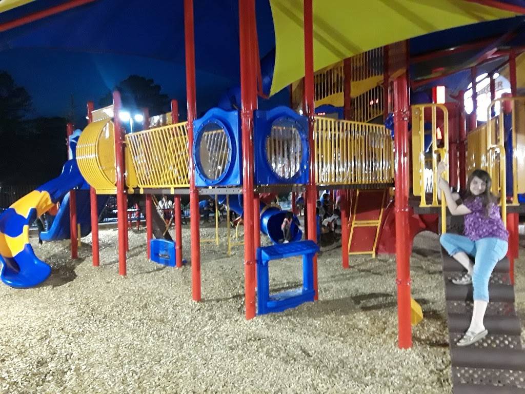 Burger King | restaurant | 1351 Golden Springs Rd, Anniston, AL 36207, USA | 2564036298 OR +1 256-403-6298