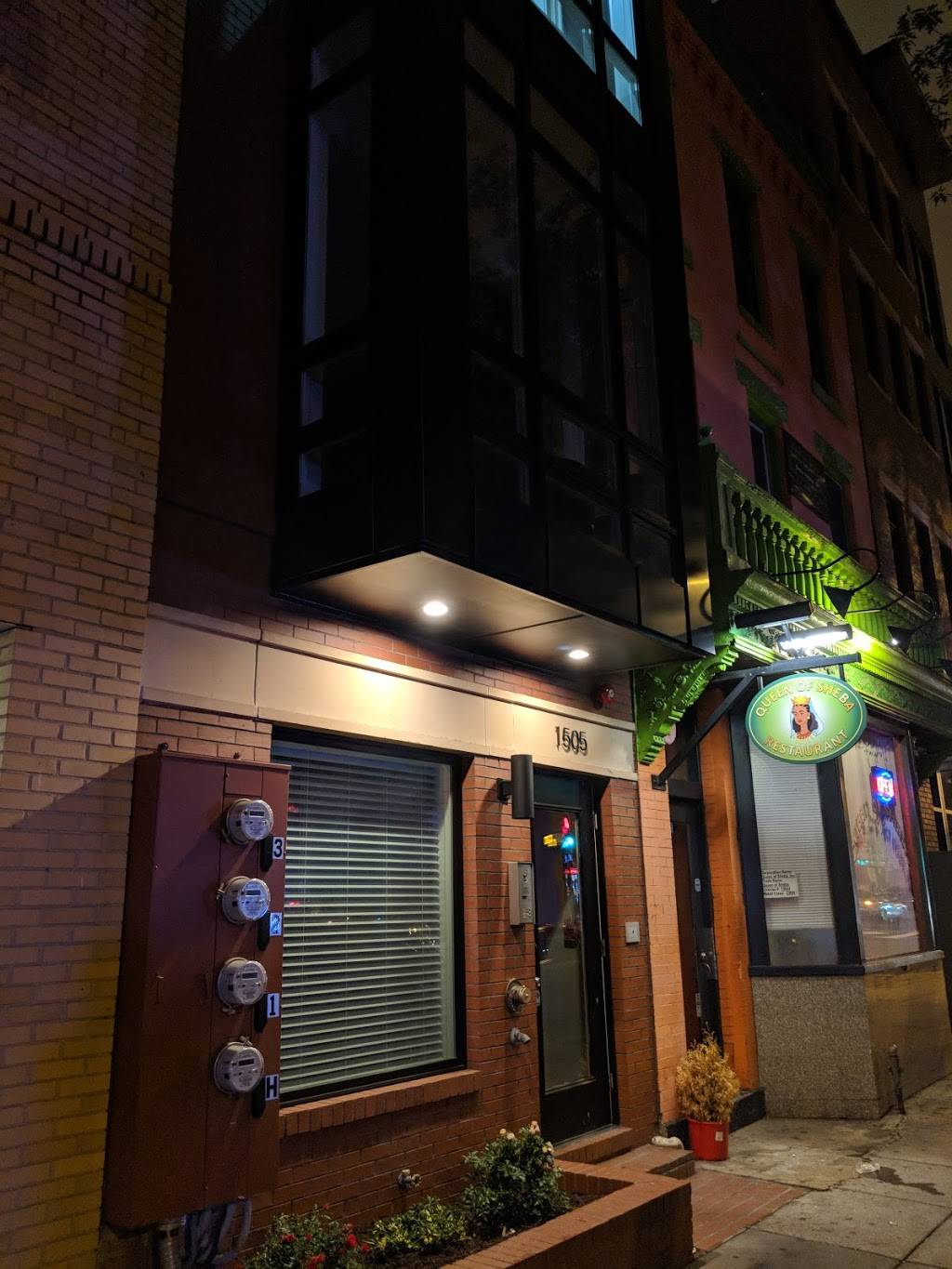 Chaplins Restaurant | restaurant | 1501 9th St NW, Washington, DC 20001, USA | 2026448806 OR +1 202-644-8806