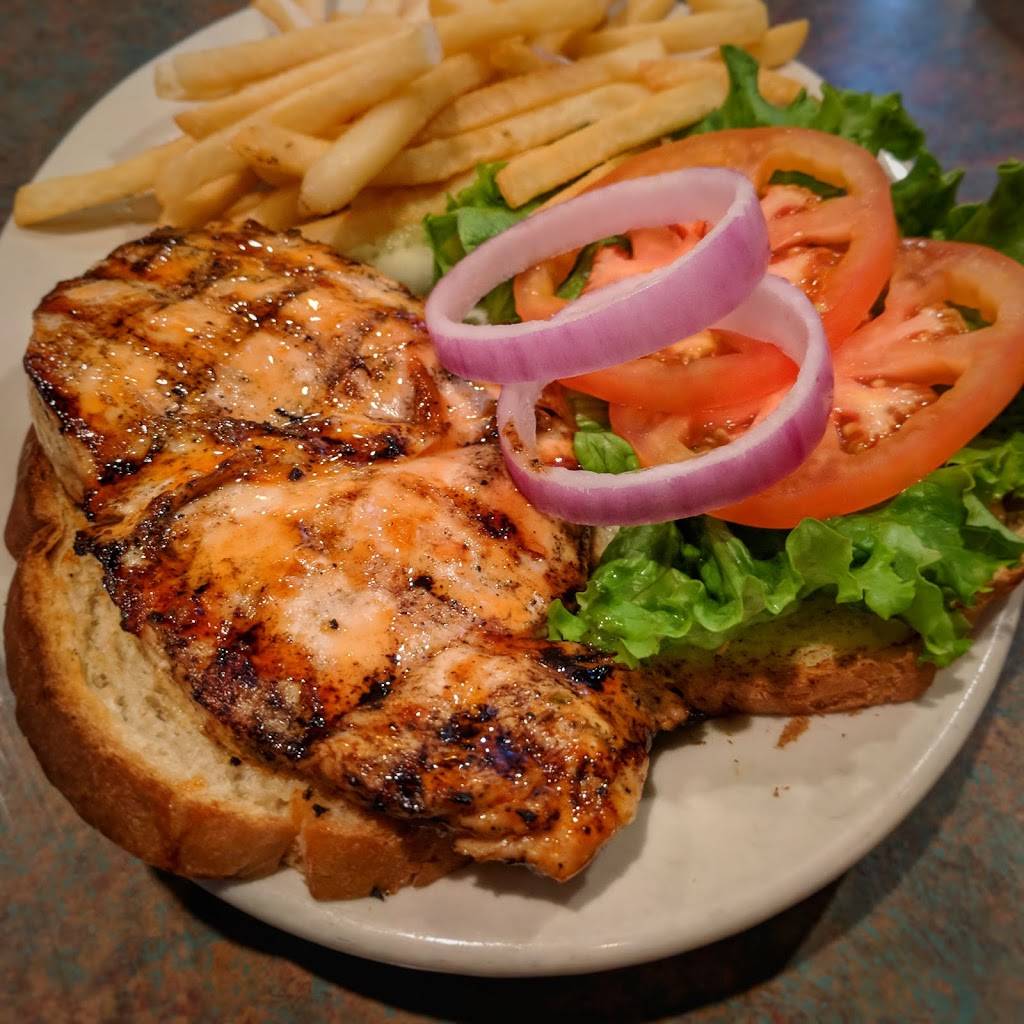 Olde Hickory Tap Room | restaurant | 222 Union Square NW, Hickory, NC 28601, USA | 8283221965 OR +1 828-322-1965