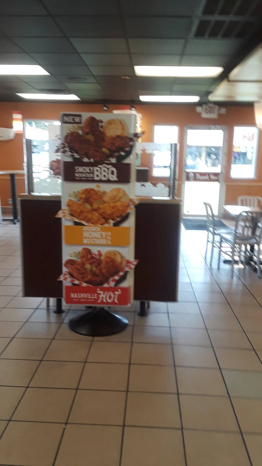 KFC | restaurant | 3704 W Washington St, Indianapolis, IN 46241, USA | 3177599859 OR +1 317-759-9859