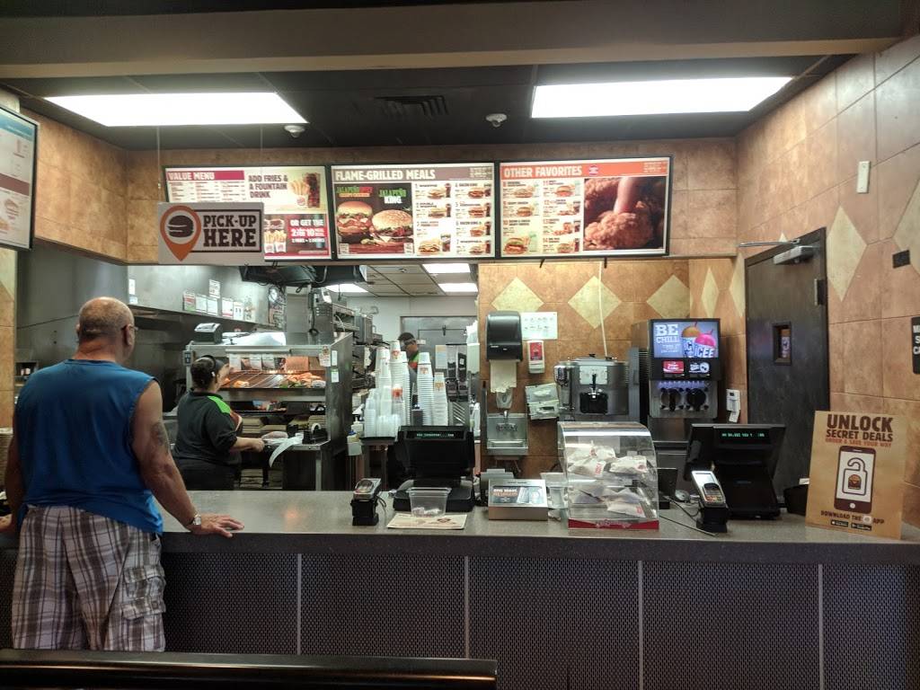 Burger King | restaurant | 4499 W Hillsboro Blvd, Coconut Creek, FL 33073, USA | 9544211047 OR +1 954-421-1047