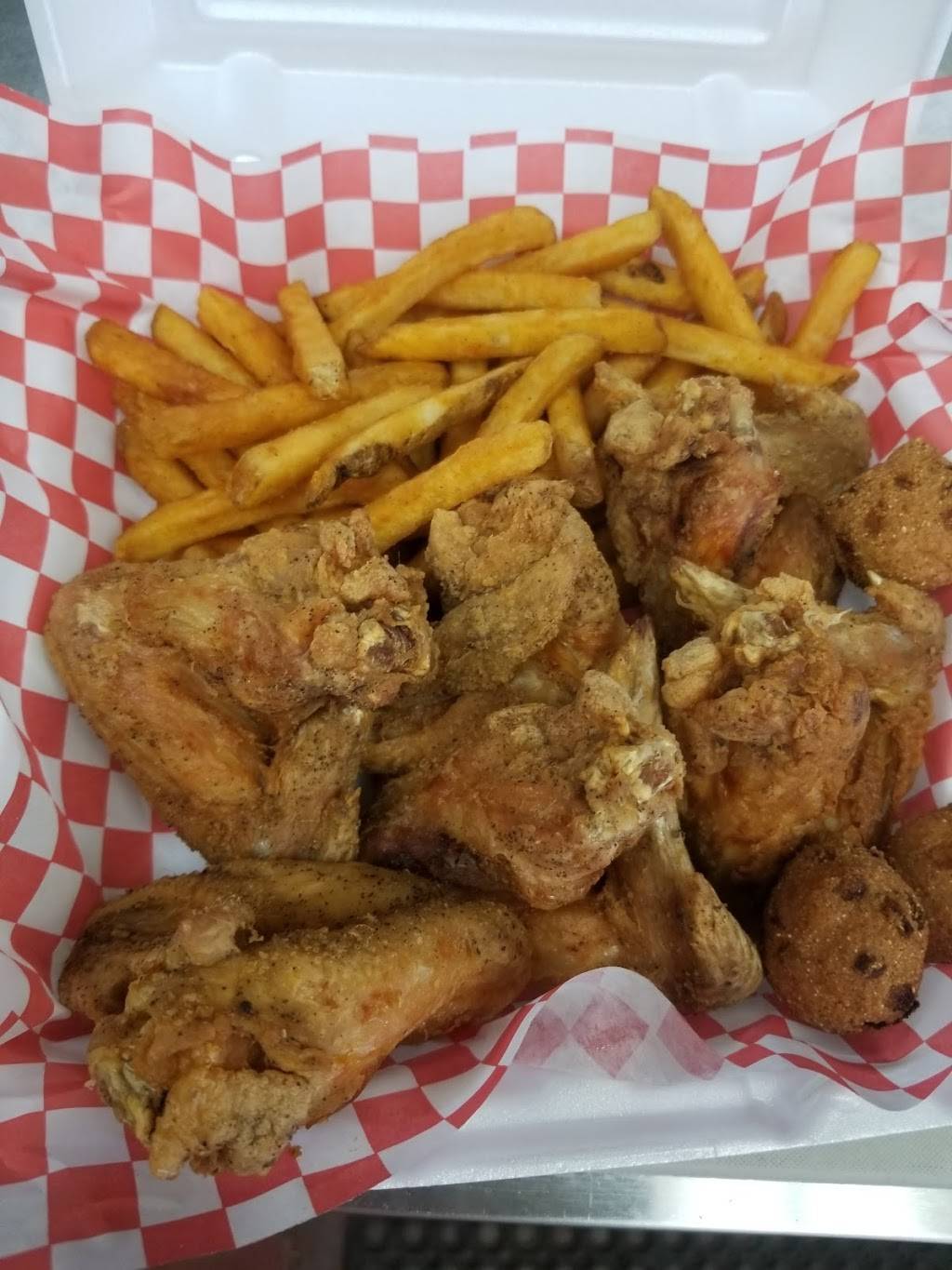 Daddy Bobs Catfish | restaurant | 1709 Belt Line Rd, Garland, TX 75044, USA | 4699691800 OR +1 469-969-1800