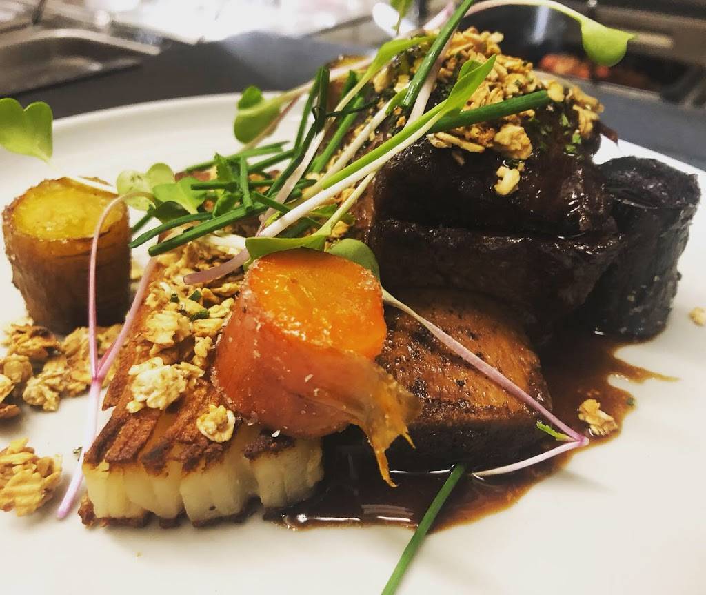 Salt & Steel | restaurant | 321 Main St, Bar Harbor, ME 04609, USA | 2072880447 OR +1 207-288-0447