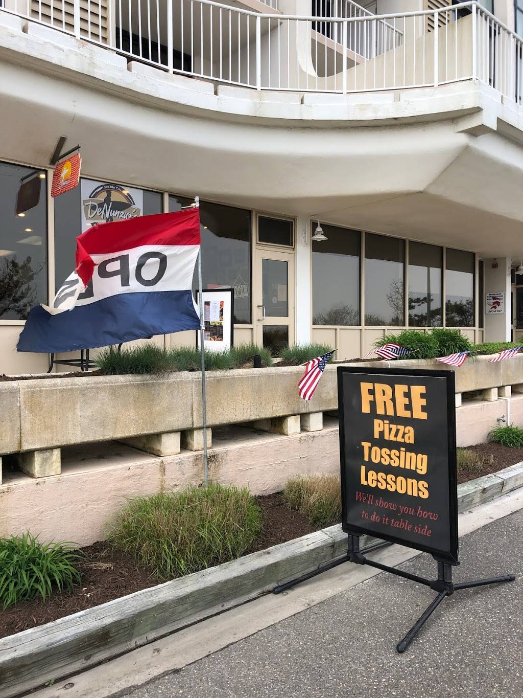 Shoppes at Spinnaker | shopping mall | 3500-3700, Boardwalk, Sea Isle City, NJ 08243, USA | 6092636197 OR +1 609-263-6197