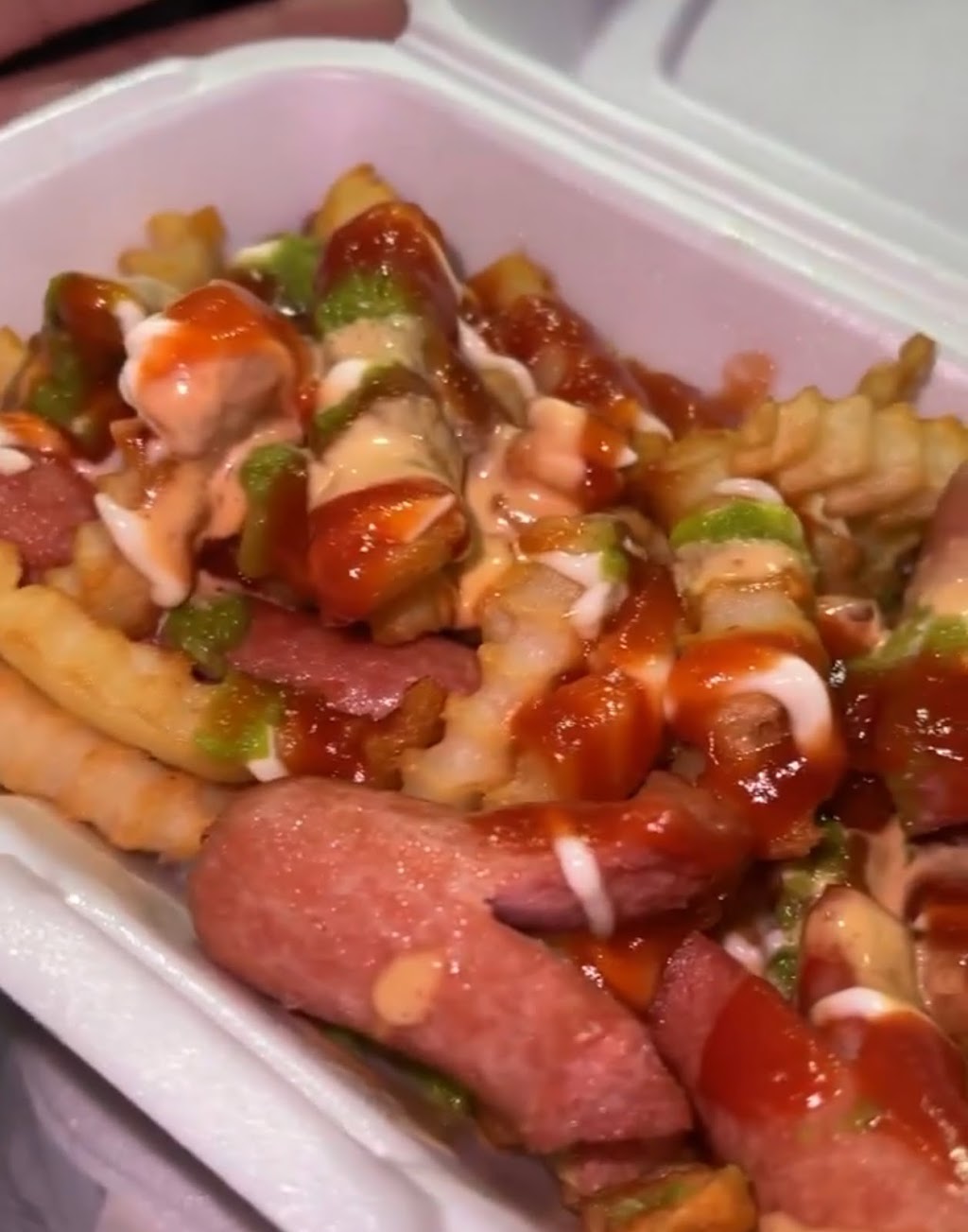 Guichos Burgers | restaurant | 2424 Crows Landing Rd, Modesto, CA 95358, USA | 2092048476 OR +1 209-204-8476