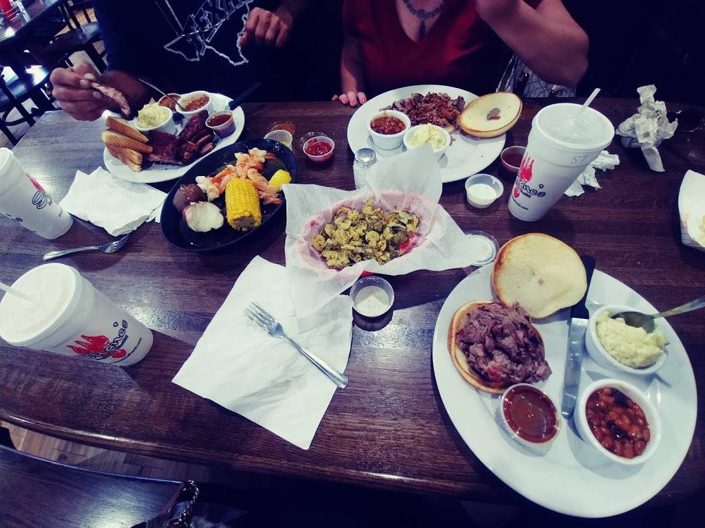 Shanes seafood and bbq | restaurant | 5750 N Market St, Shreveport, LA 71107, USA | 3189290001 OR +1 318-929-0001