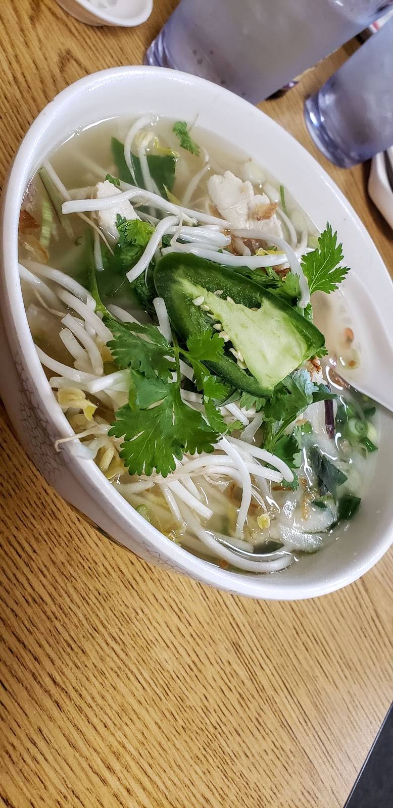 Cafe MeKong Viet-Thai Cuisine | restaurant | 1405 S Main St, Blacksburg, VA 24060, USA | 5409532838 OR +1 540-953-2838