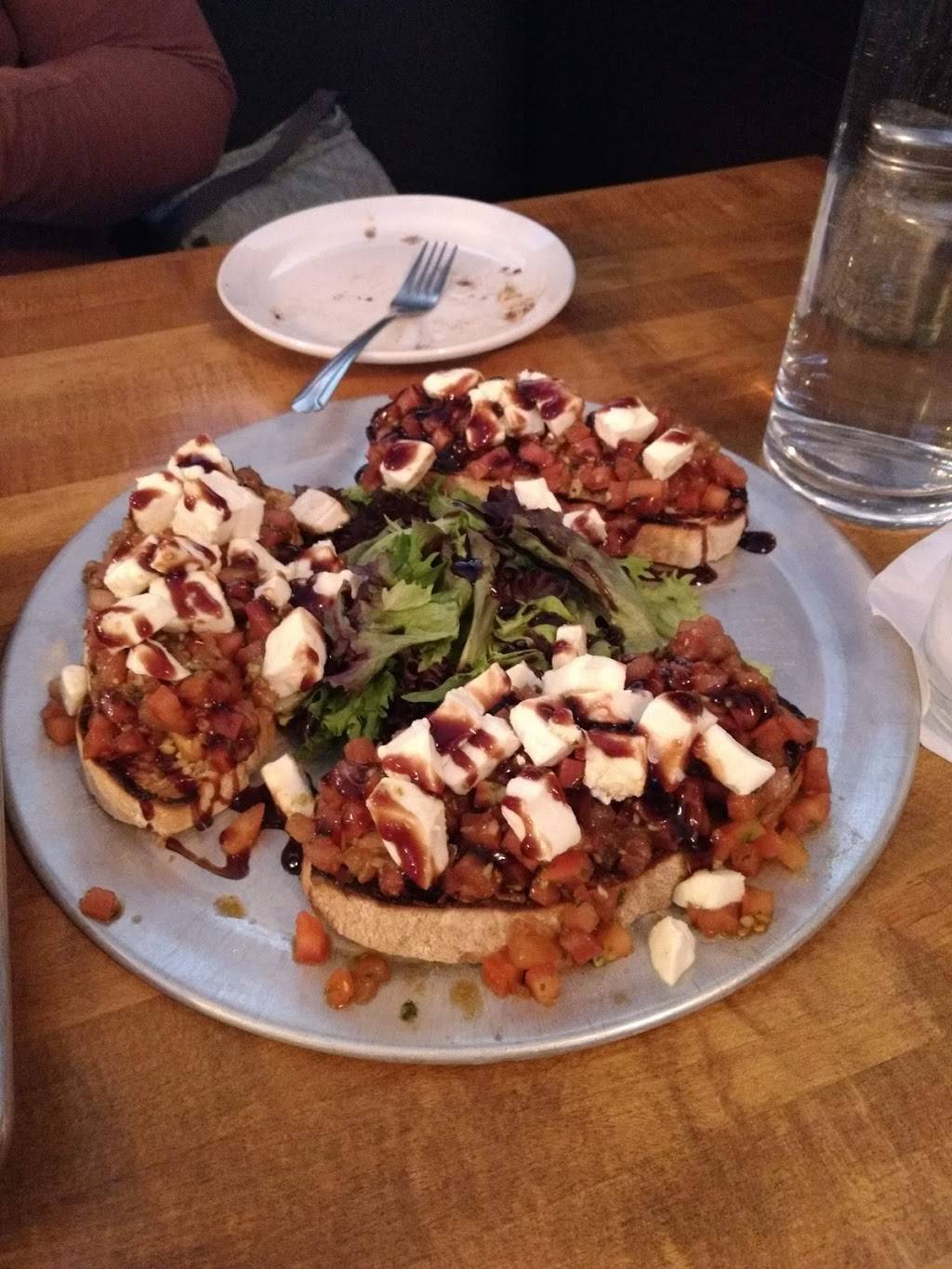 Next Door | restaurant | 948 W Norton Ave, Muskegon, MI 49441, USA | 2313755185 OR +1 231-375-5185