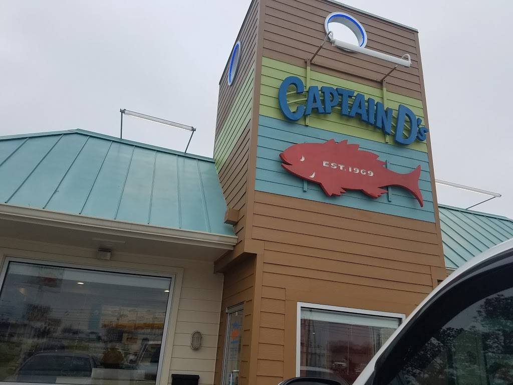 Captain Ds | restaurant | 2230 Carmack Blvd, Columbia, TN 38401, USA | 9313889530 OR +1 931-388-9530