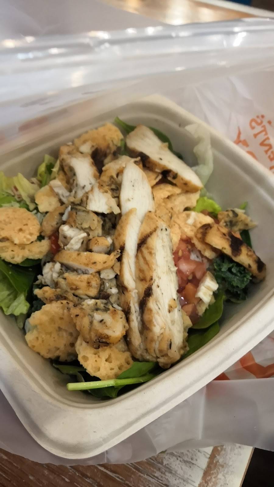 Tropical Smoothie Cafe | restaurant | 12201 Research Pkwy #199, Orlando, FL 32826, USA | 4076014220 OR +1 407-601-4220