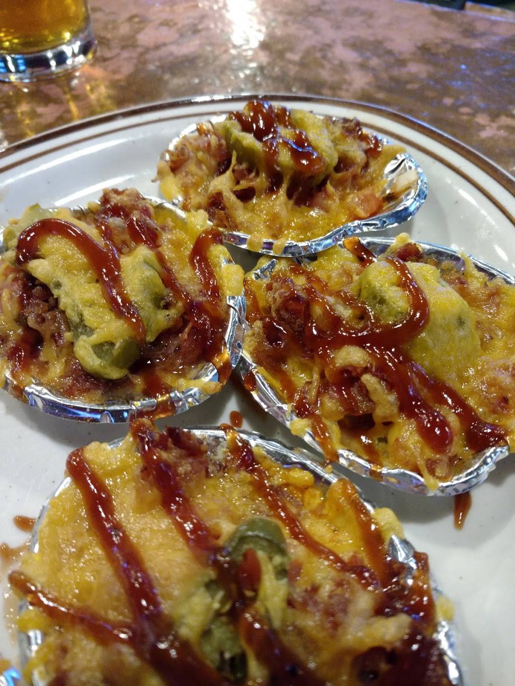 Johnnys Tavern | restaurant | 39 Main St, East New Market, MD 21631, USA | 4109433624 OR +1 410-943-3624