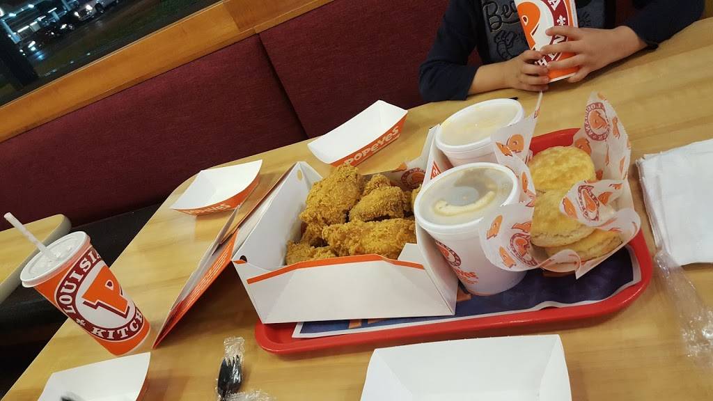 Popeyes Louisiana Kitchen | restaurant | 1903 E 4th St, Ontario, CA 91764, USA | 9099875666 OR +1 909-987-5666