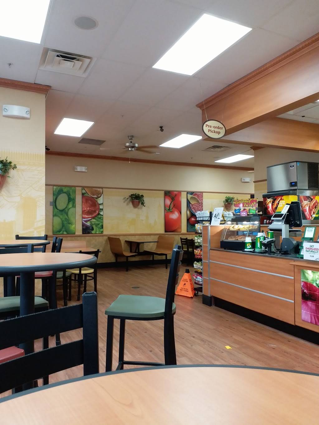 Subway Restaurants | restaurant | 5626 Walzem Rd, San Antonio, TX 78218, USA | 2106468052 OR +1 210-646-8052