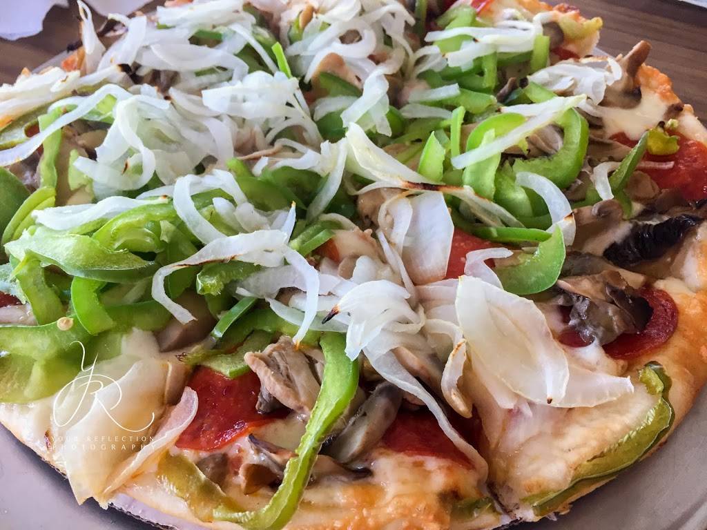 Tolys Pizza | restaurant | 1020 MA-28, South Yarmouth, MA 02664, USA | 5086947724 OR +1 508-694-7724