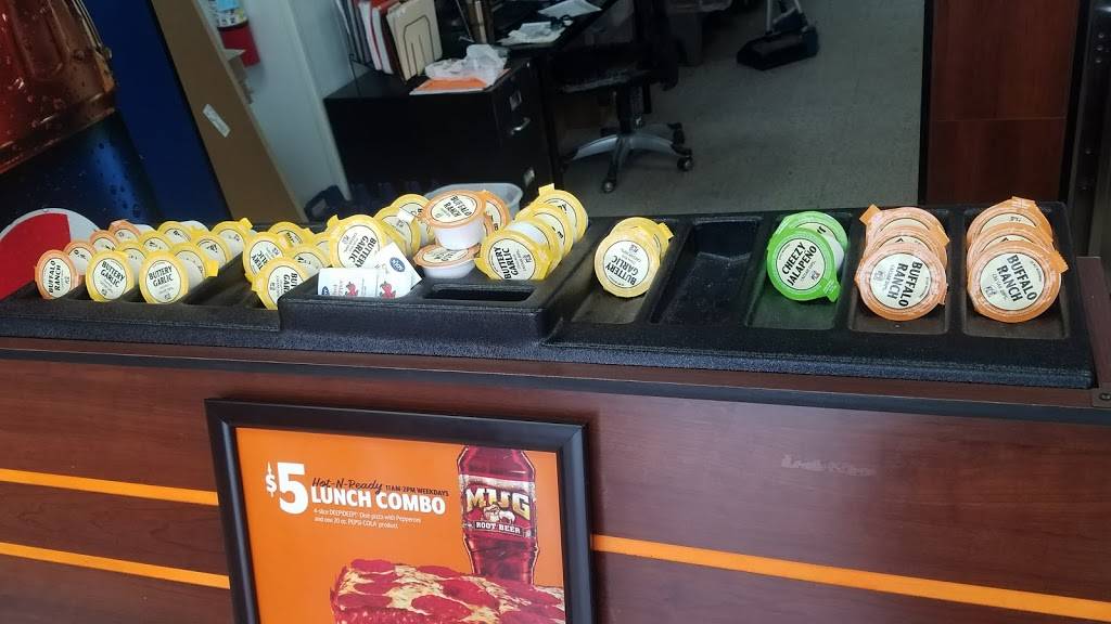 Little Caesars Pizza | meal takeaway | 2231 W Ledbetter Dr, Dallas, TX 75224, USA | 2143304800 OR +1 214-330-4800