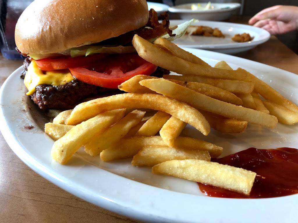 Mineral City Mill & Grill | restaurant | 2621 5th Ave S, Fort Dodge, IA 50501, USA | 5159558514 OR +1 515-955-8514