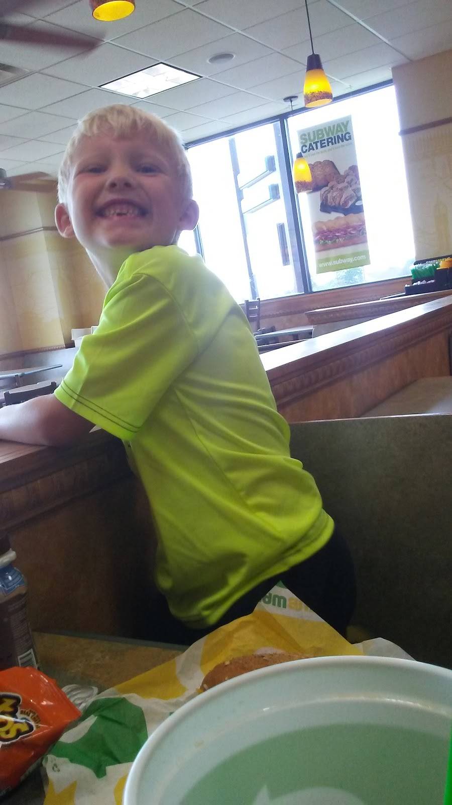 Subway | restaurant | 7998 S Professional Drive.., Fort Branch, IN 47648, USA | 8127535030 OR +1 812-753-5030