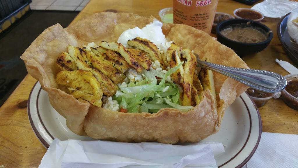 Taqueria Los Tres Hermanos | restaurant | 7456 Van Nuys Blvd, Van Nuys, CA 91405, USA | 8187809930 OR +1 818-780-9930