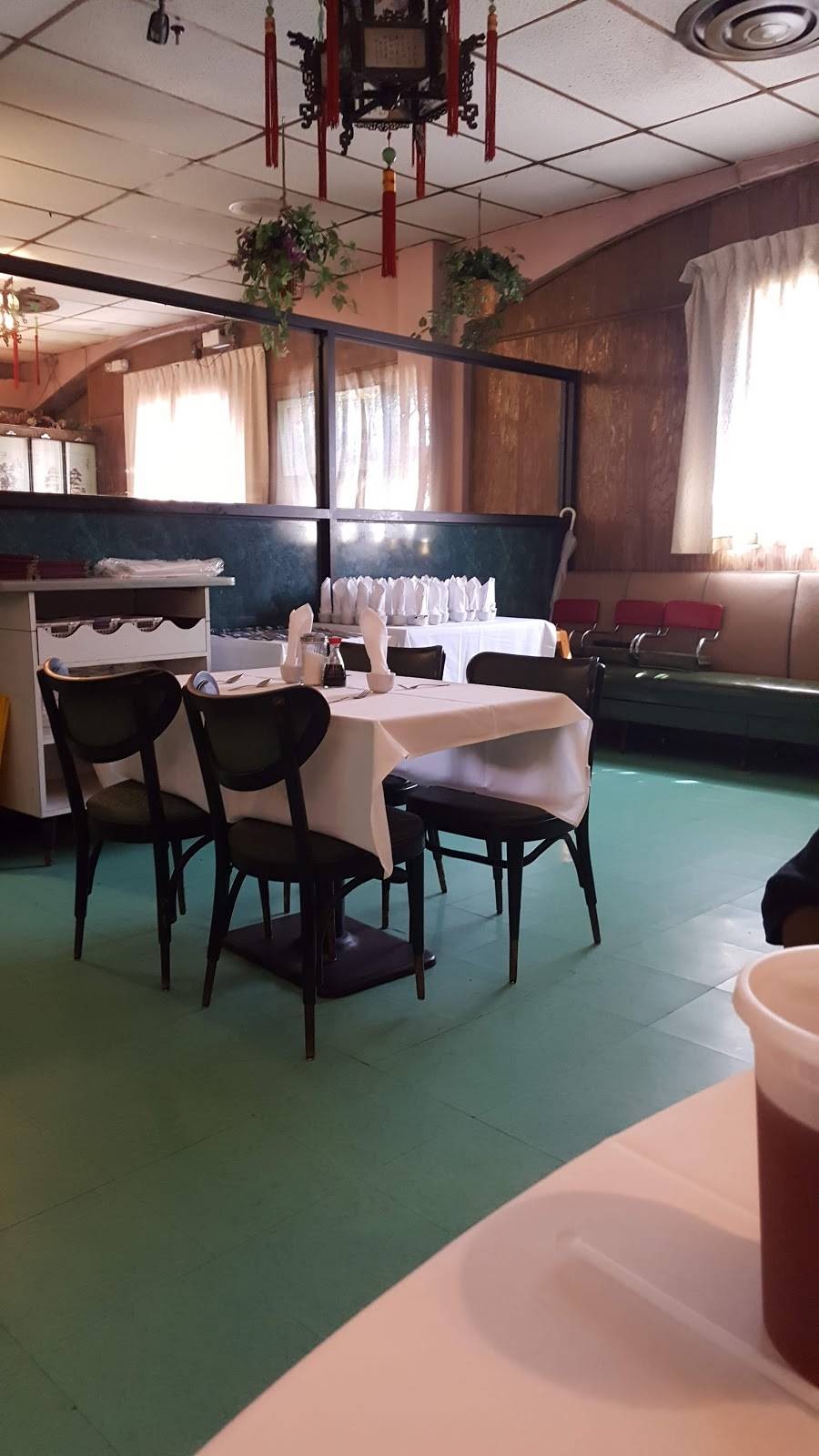 Moy Fong Restaurant | restaurant | 7411 Stenton Ave, Philadelphia, PA 19150, USA | 2159270945 OR +1 215-927-0945