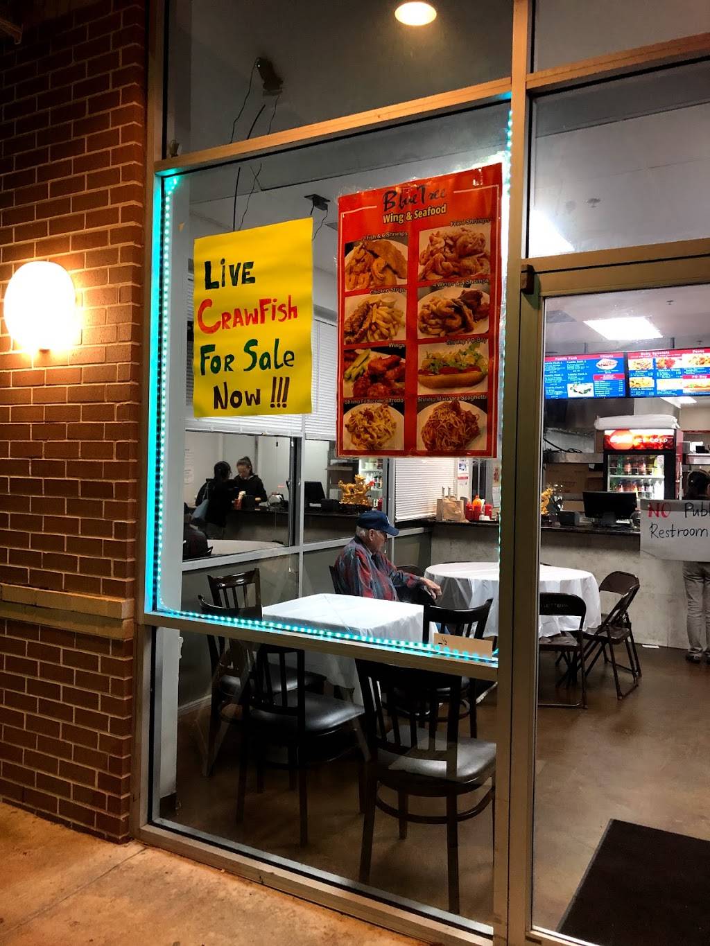 BlueTree Wing & Seafood | restaurant | 13500 W Airport Blvd Ste A, Sugar Land, TX 77498, USA | 2813025553 OR +1 281-302-5553