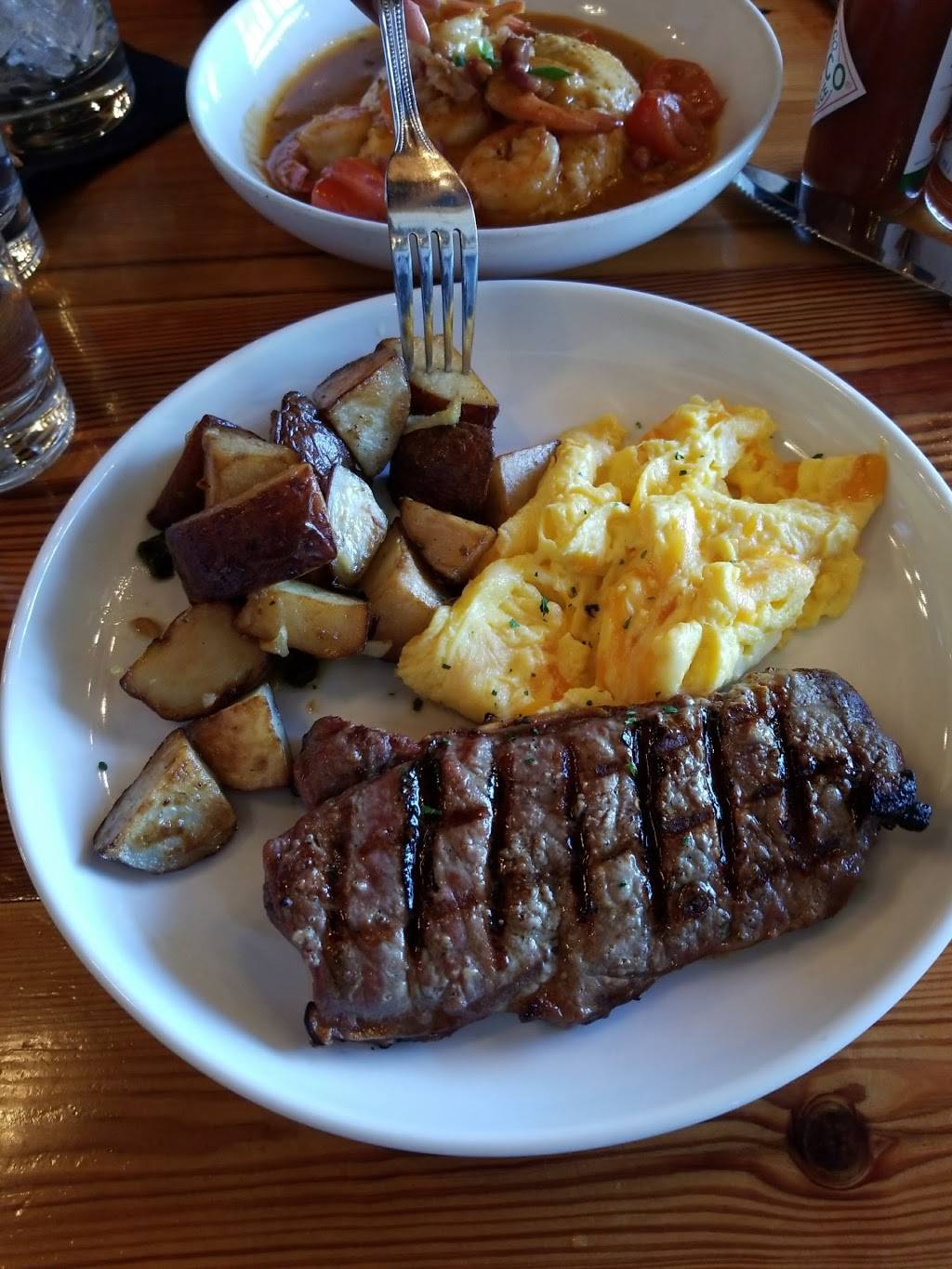 Pearls Southern Comfort | restaurant | 5352 N Broadway, Chicago, IL 60640, USA | 7737547419 OR +1 773-754-7419