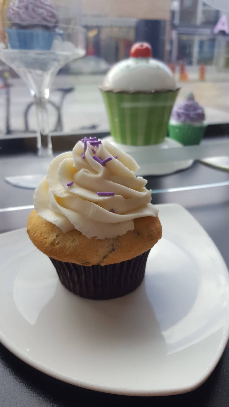 Bumbleberry Bistro | restaurant | 57-360 George St N, Peterborough, ON K9H 2H6, Canada | 7055362697 OR +1 705-536-2697