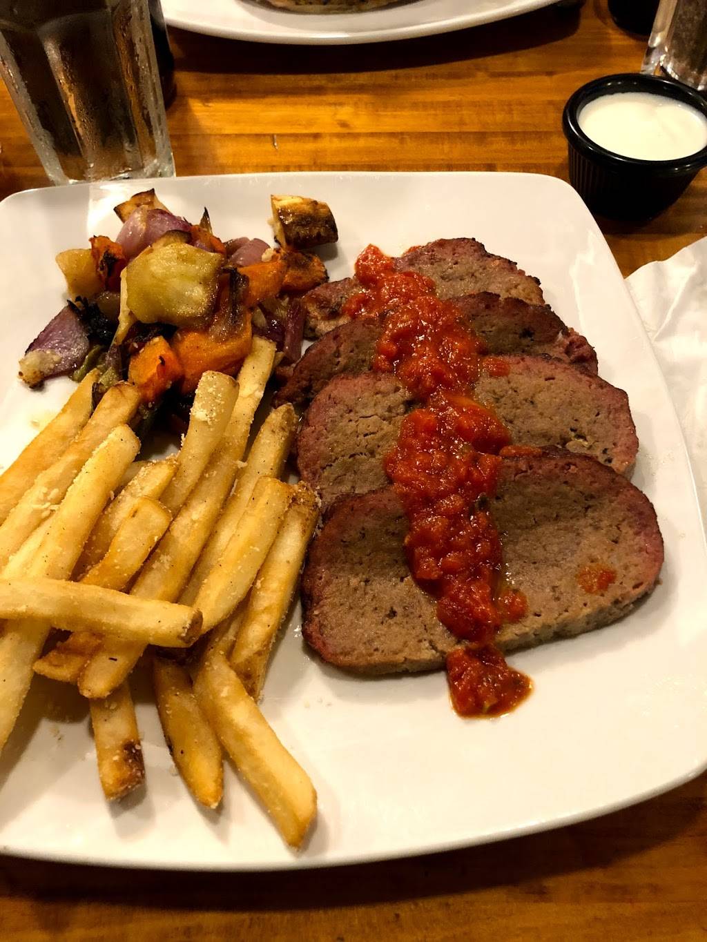 Dizzy Chicken Wood Fired Rotisserie | restaurant | 102 Congress St, Saratoga Springs, NY 12866, USA | 5185834099 OR +1 518-583-4099