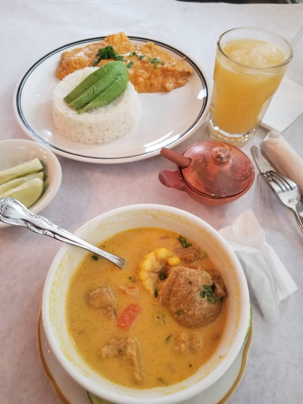 La Hueca | restaurant | 9321 37th Ave, Jackson Heights, NY 11372, USA | 7186852212 OR +1 718-685-2212