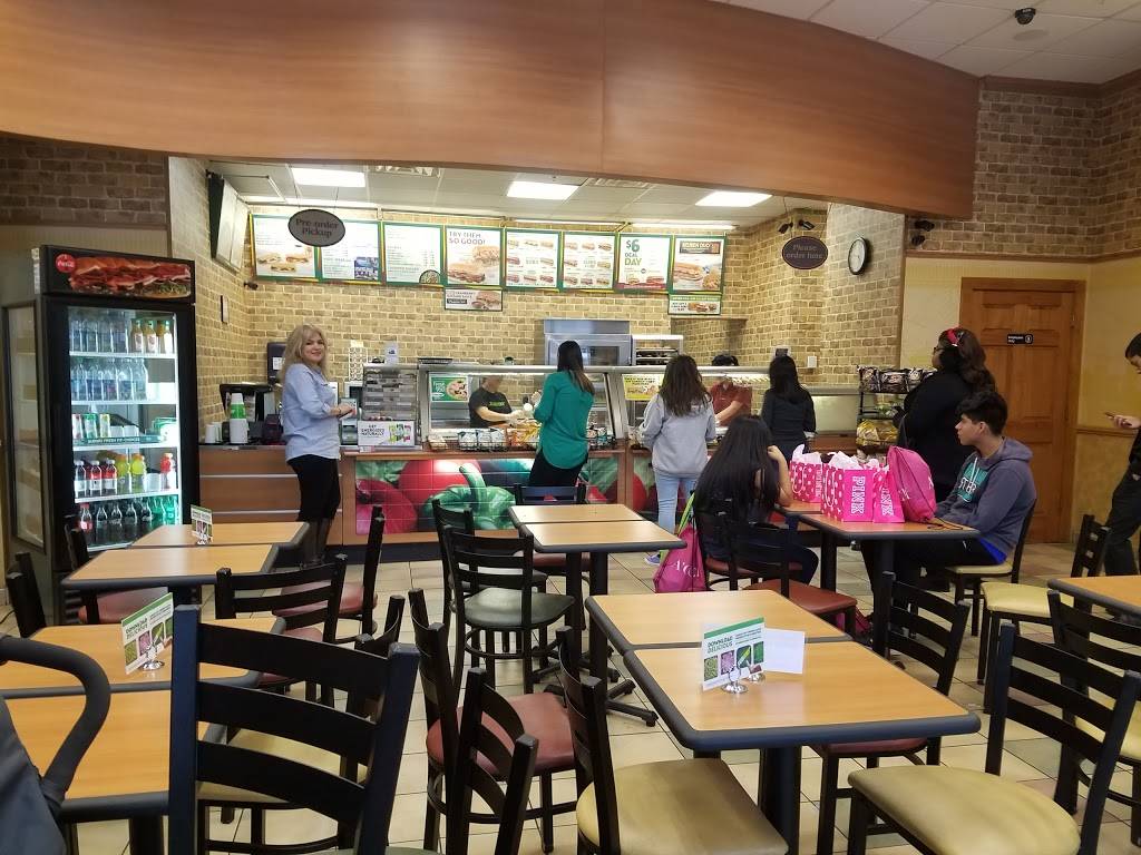 Subway | restaurant | 3220 Feathergrass Ct, Austin, TX 78758, USA | 5126405444 OR +1 512-640-5444