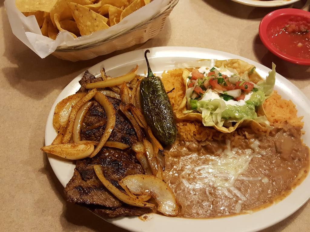 Mi Pueblo Real Bar and Grill | restaurant | 1021 W Madison St, Washington, IA 52353, USA | 3196533337 OR +1 319-653-3337