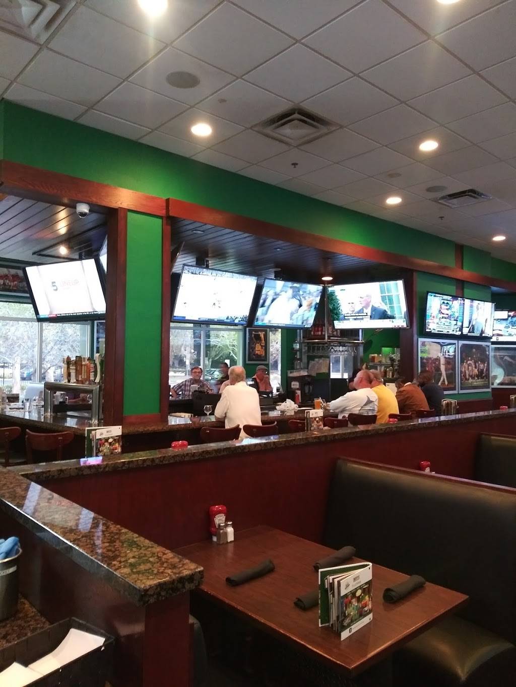 Duffys Sports Grill | restaurant | Town Center, 1800 Bell Tower Ln, Weston, FL 33326, USA | 9543892552 OR +1 954-389-2552