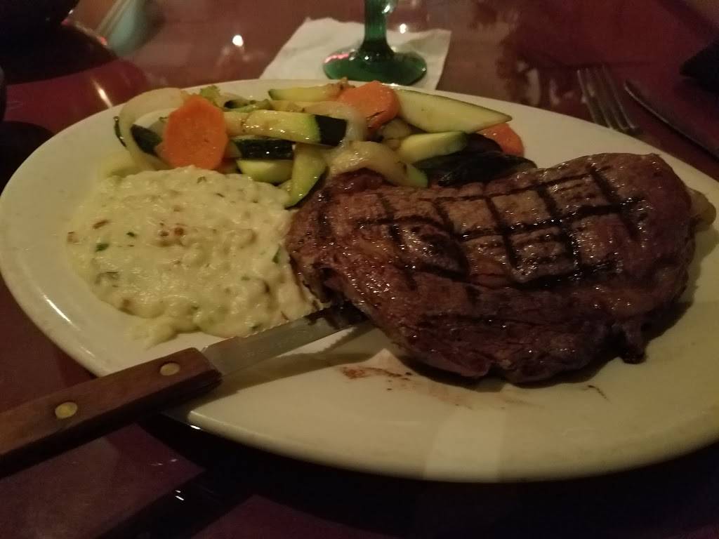 Henry Salazars | Fresh Mex Grill | restaurant | 123 W Main St, Visalia, CA 93291, USA | 5597417060 OR +1 559-741-7060