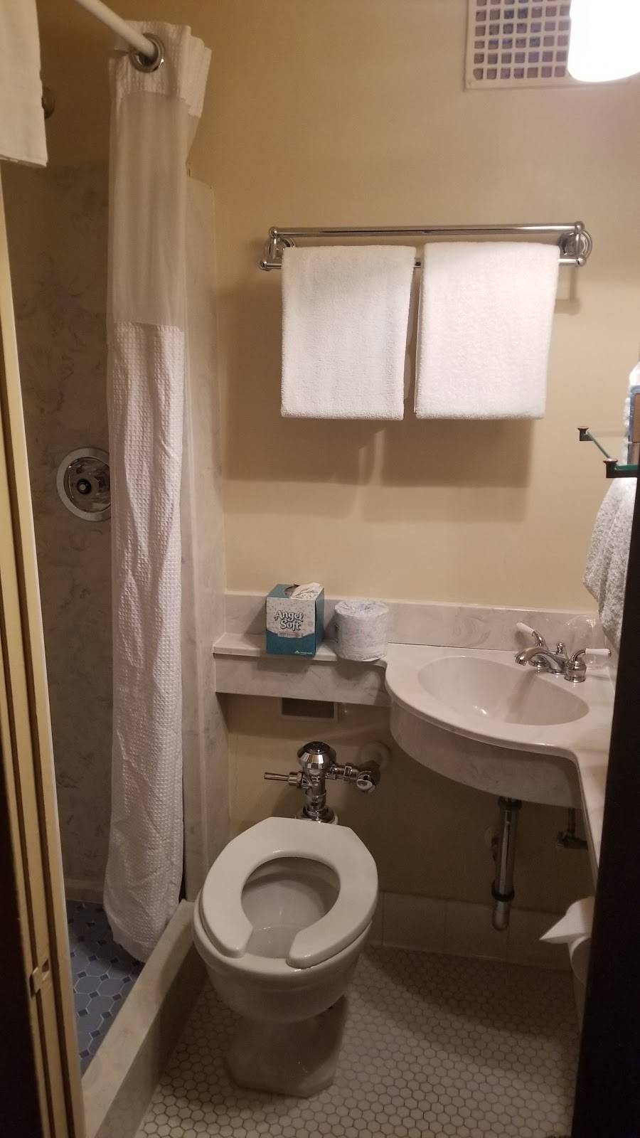 Faust Hotel and Brewpub | restaurant | 240 S Seguin Ave, New Braunfels, TX 78130, USA | 8306257791 OR +1 830-625-7791