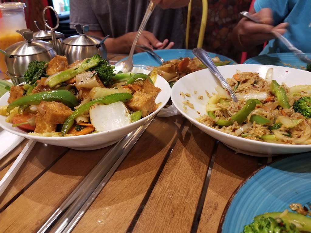 Munch Thai Food & Sweet Tea | cafe | 880 W Lincoln Ave, Anaheim, CA 92805, USA | 7149562830 OR +1 714-956-2830