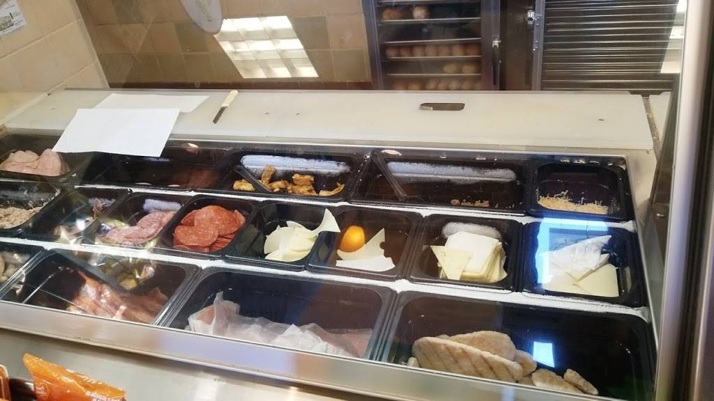 Subway Restaurants | restaurant | 476 Ignacio Blvd, Novato, CA 94949, USA | 4153820469 OR +1 415-382-0469