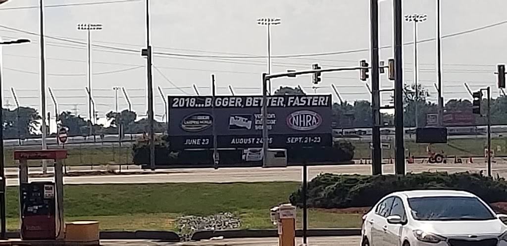 Pilot Travel Center | restaurant | 699 IL-203, East St Louis, IL 62201, USA | 6188755800 OR +1 618-875-5800