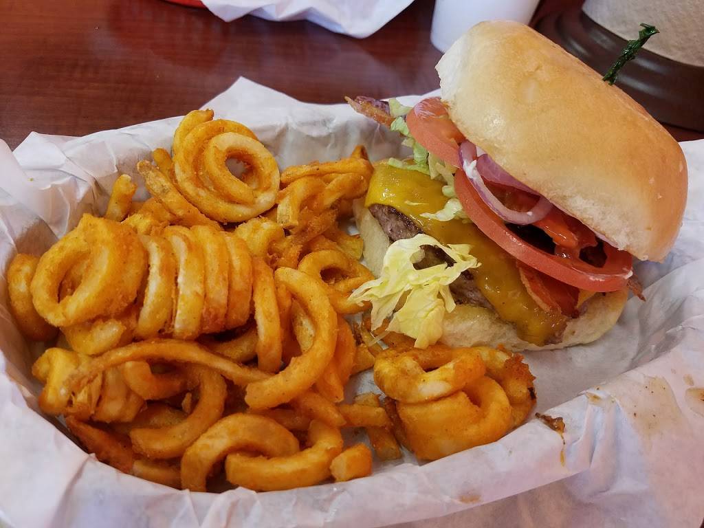 Moonies Burger House | restaurant | 12001 Burnet Rd, Austin, TX 78758, USA | 5128375400 OR +1 512-837-5400