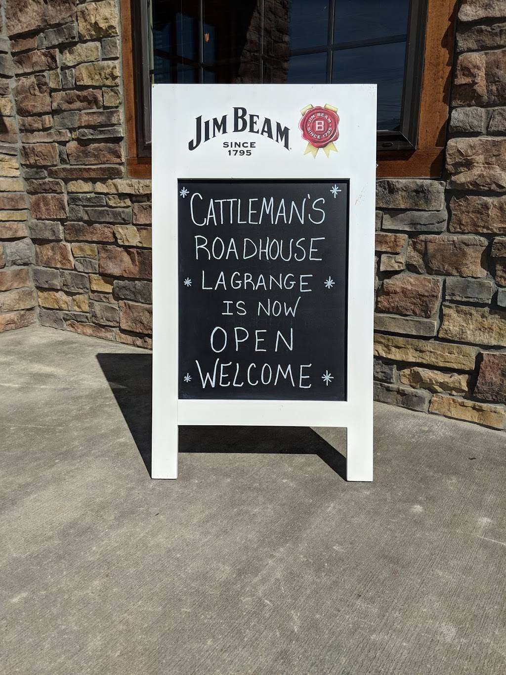 Cattlemans Roadhouse | restaurant | 1018 New Moody Ln, La Grange, KY 40031, USA | 5022651024 OR +1 502-265-1024