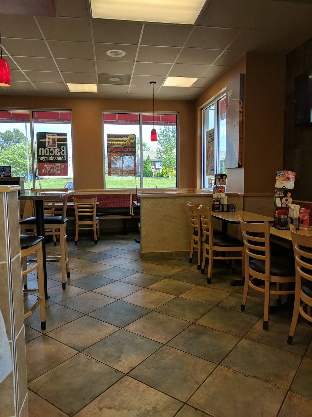 Dairy Queen Grill & Chill | restaurant | 2806 E Jackson Blvd, Jackson, MO 63755, USA | 5732435834 OR +1 573-243-5834