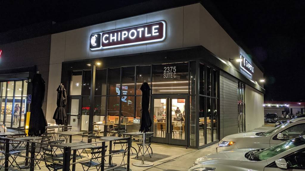 Chipotle Mexican Grill | restaurant | 2375 S 9th St Ste C, Salina, KS 67401, USA | 7854938093 OR +1 785-493-8093