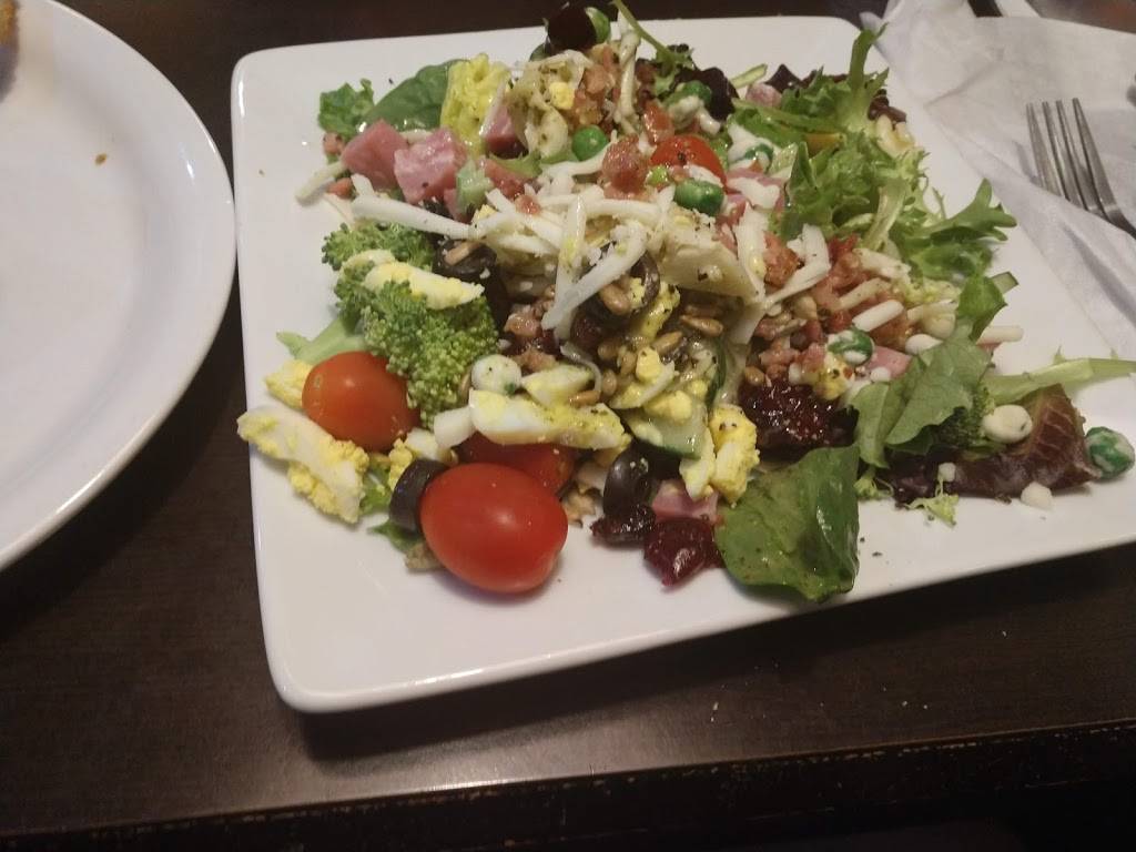 Ruby Tuesday | restaurant | 8512 Ridge Rd, New Port Richey, FL 34654, USA | 7278438809 OR +1 727-843-8809