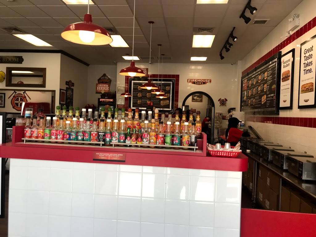 Firehouse Subs | restaurant | 2014 Ogilvie Rd #1, Gloucester, ON K1J 7N9, Canada | 6137473473 OR +1 613-747-3473