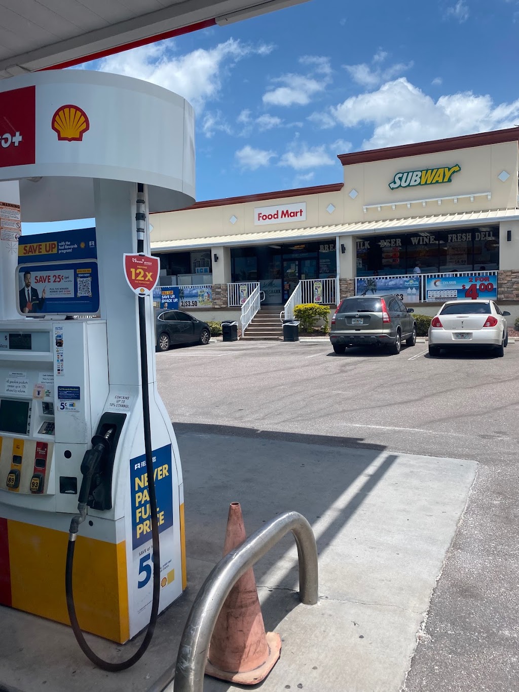 Shell | restaurant | 128 Pinellas Bayway S, Tierra Verde, FL 33715, USA | 7278642806 OR +1 727-864-2806