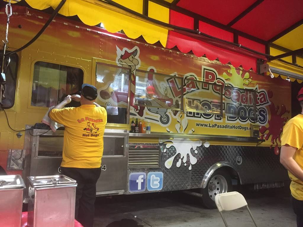 La Pasadita Hot Dogs | restaurant | 4105 N 75th Ave, Phoenix, AZ 85033, USA | 6232051505 OR +1 623-205-1505