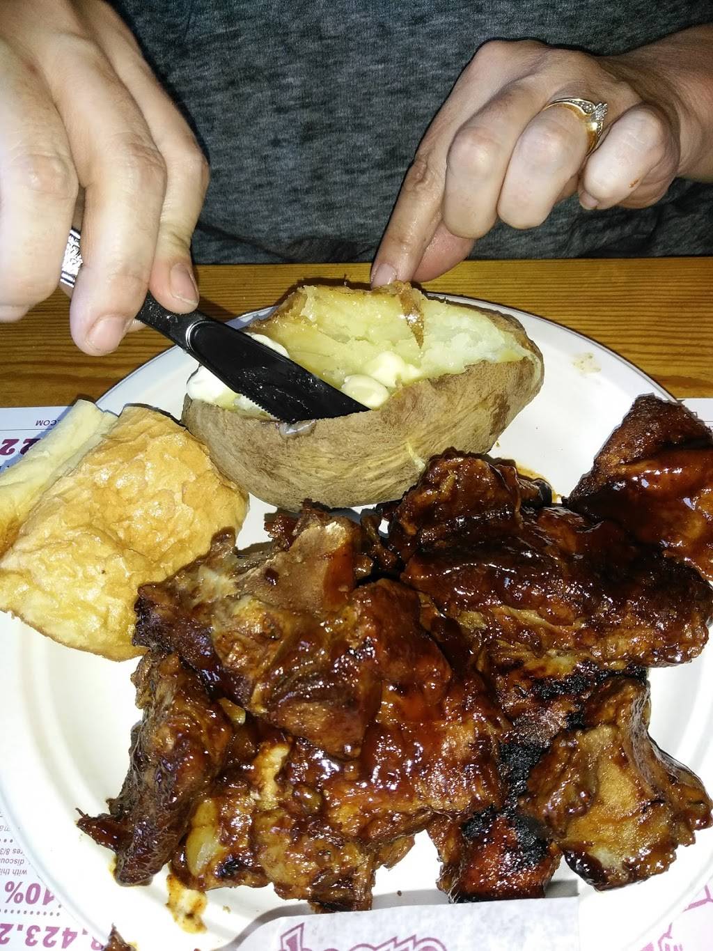 Nicks Barbecue | restaurant | 5500 W Cal Sag Rd, Alsip, IL 60803, USA | 7089237427 OR +1 708-923-7427