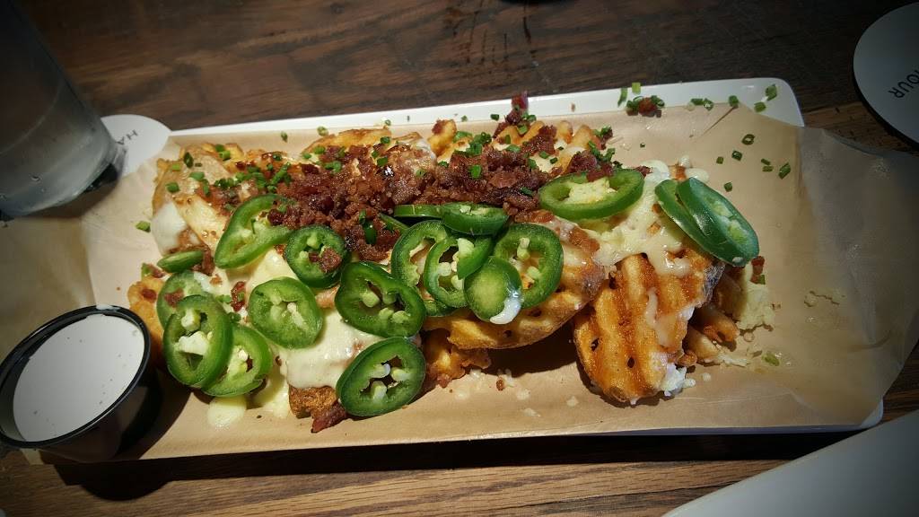 Happiest Hour | restaurant | 2616 Olive St, Dallas, TX 75201, USA | 9725280067 OR +1 972-528-0067