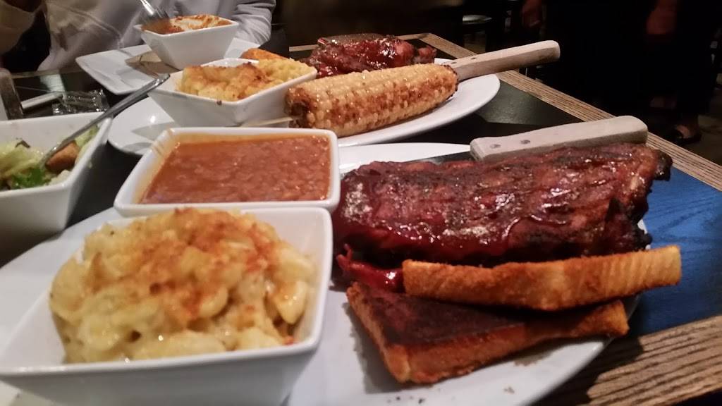 The Hollywood Way | restaurant | 1333 N Hollywood Way, Burbank, CA 91505, USA | 8188454400 OR +1 818-845-4400