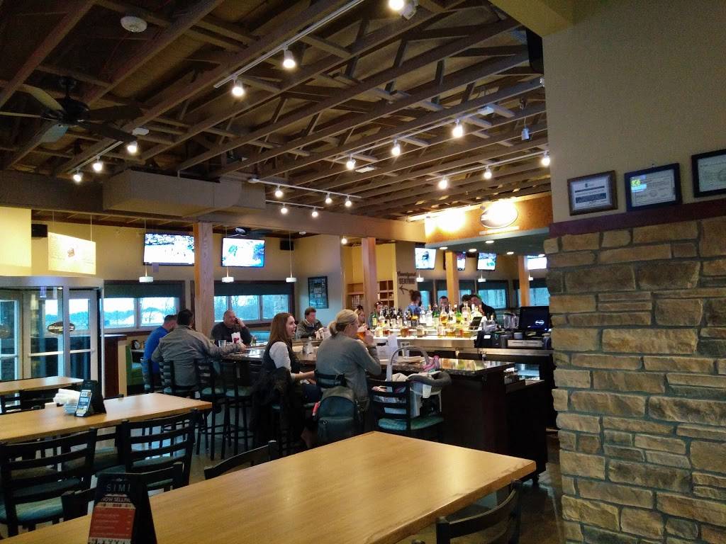 Shooters Sports Grill | restaurant | 4981 Winners Circle Drive, Hamilton, OH 45011, USA | 5132040401 OR +1 513-204-0401